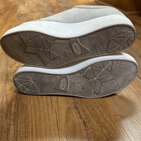 Dr. Scholl's Beige Slip-On Kinney band snake print platform Sneakers size 9 - Picture 6 of 10